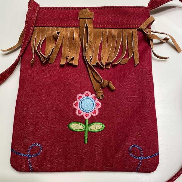 Small Red Denim w Suede Fringe & Embroidered Flower Crossbody Shoulder Bag NWOT - Picture 9 of 16